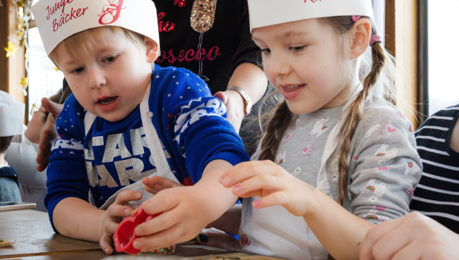 Märchenschiffe 2025: Hamburger Adventstradition für Familien